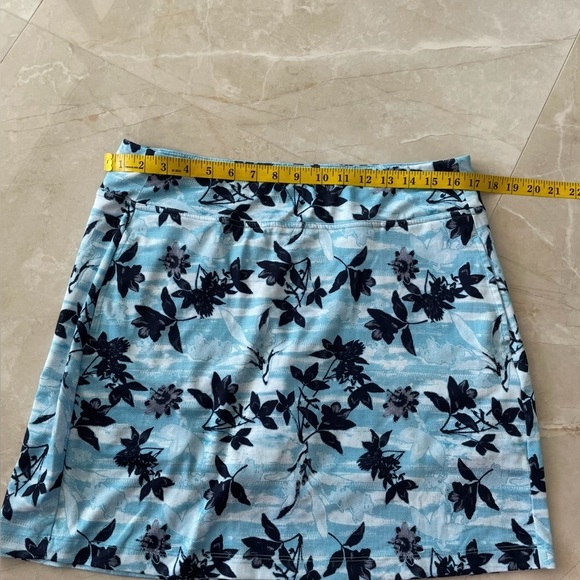 Callaway Skort Size Large Blue Black White Floral Print Moisture Wicking Fabric - Picture 3 of 7